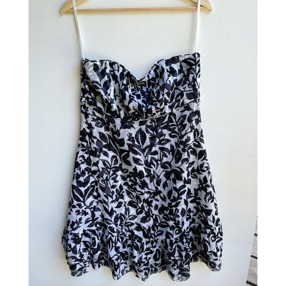 White House Black Market 100% Silk Dress Size 10 Tiered Floral Strapless